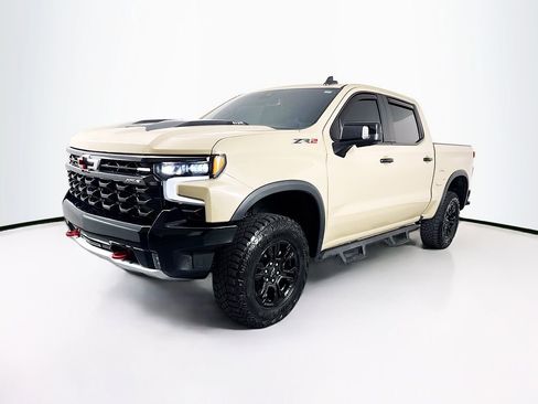 Used 2023 Chevrolet Silverado 1500 ZR2 image 3