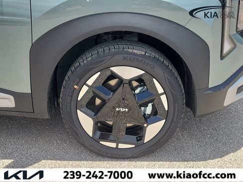 New 2027 Kia Seltos S FWD image 7
