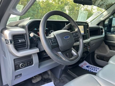 Used 2025 Ford F250 XL image 19