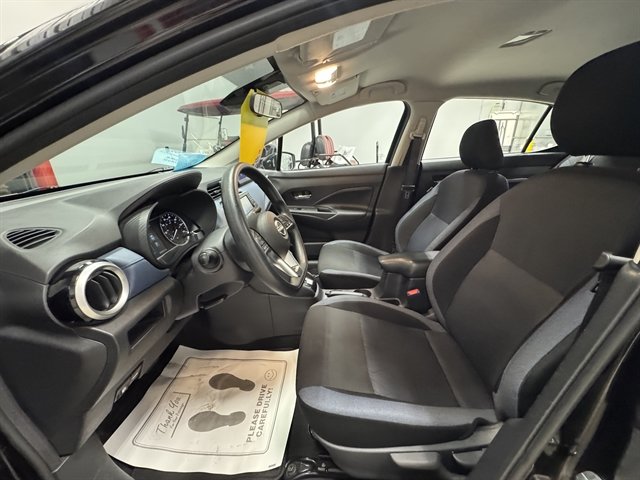 Used 2025 Nissan Versa SV FWD image 16