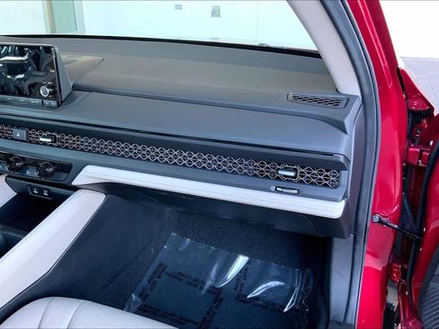 Used 2025 Honda Accord SE image 18