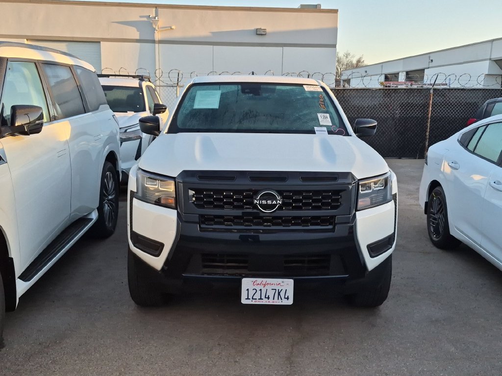 Certified 2026 Nissan Frontier SV w/ Tow Package RWD image 3