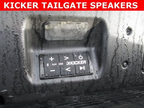 Used 2022 GMC Sierra 1500 AT4 w/ AT4 Premium Package image 15