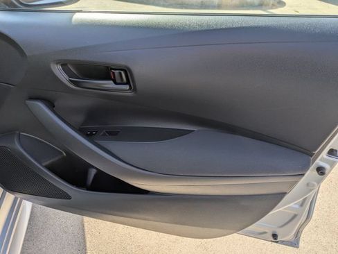 Used 2024 Toyota Corolla LE FWD image 31