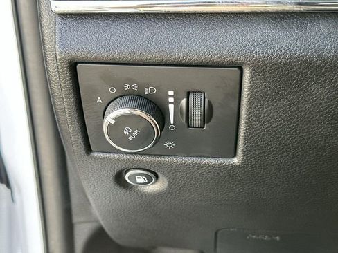 Used 2020 Jeep Grand Cherokee Summit AWD/4WD image 17