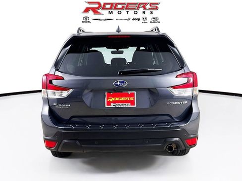 Certified 2023 Subaru Forester Limited AWD/4WD image 7
