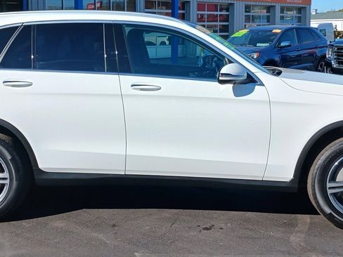Used 2021 Mercedes-Benz GLC 300 4MATIC image 6