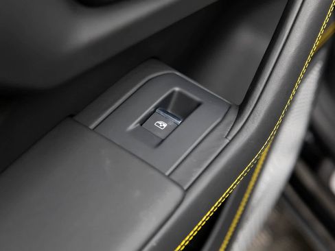 Used 2022 Lamborghini Urus image 42