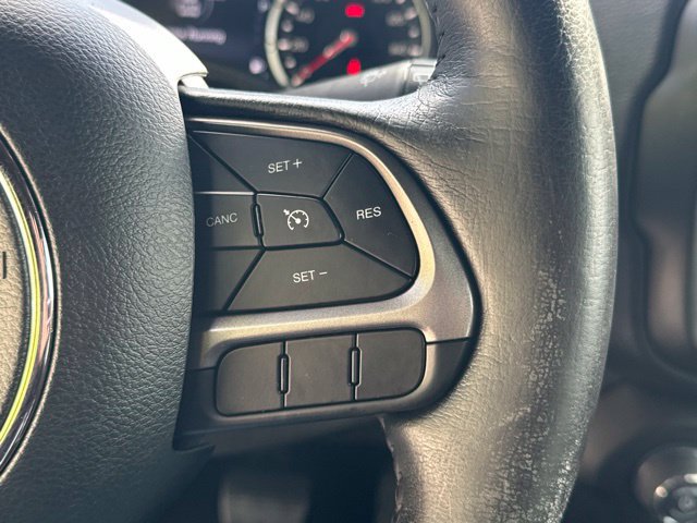 Used 2020 Jeep Renegade Altitude AWD/4WD image 28