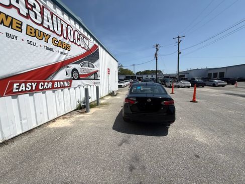 Used 2024 Nissan Versa S w/ Trunk Package FWD image 7