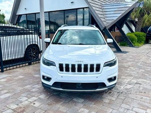 Used 2020 Jeep Cherokee Limited w/ Technology Group FWD image 3