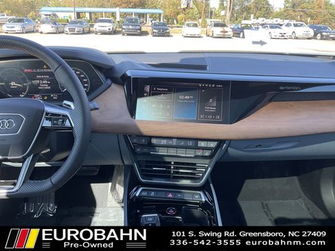 Used 2024 Audi e-tron GT Premium Plus image 16