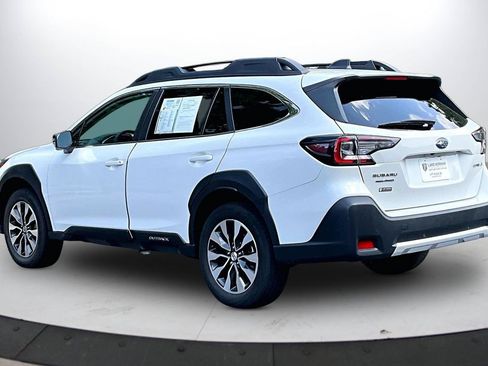 Used 2024 Subaru Outback Limited AWD/4WD image 7