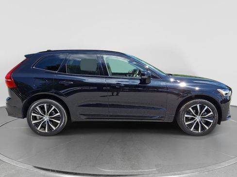 Used 2024 Volvo XC60 B5 Ultimate w/ Protection Package Premier AWD/4WD image 7