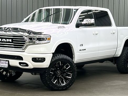 Used 2024 RAM 1500 Limited image 1