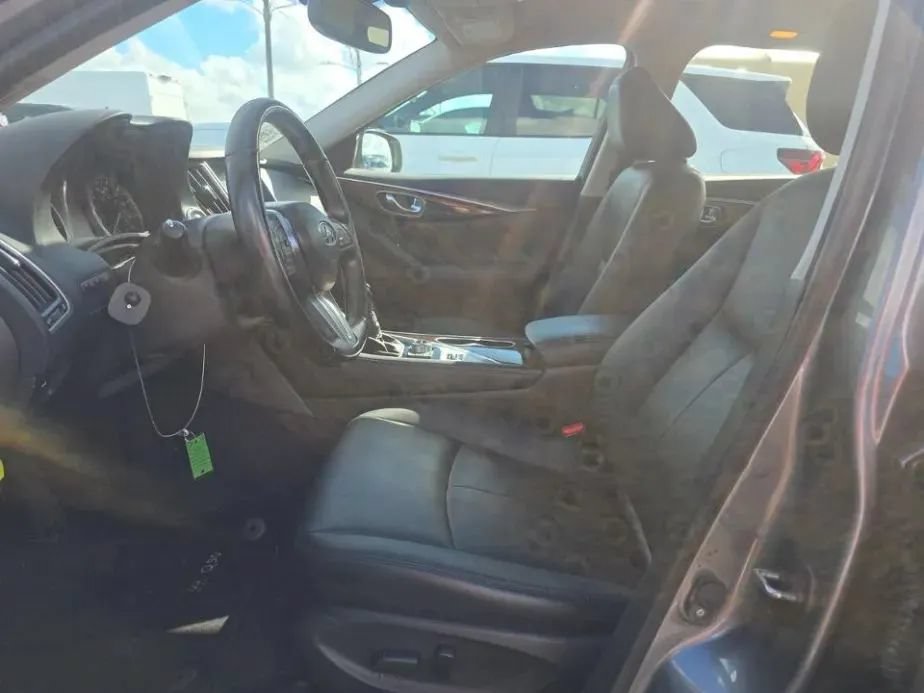 Used 2018 INFINITI Q50 Luxe RWD image 6