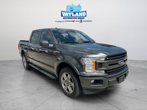 Used 2018 Ford F150 XLT w/ Equipment Group 302A Luxury AWD/4WD image 7