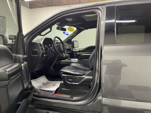 Used 2020 Ford F150 Raptor w/ Equipment Group 802A Luxury image 9