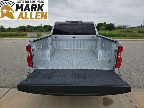 Used 2022 Chevrolet Silverado 1500 Custom AWD/4WD image 25