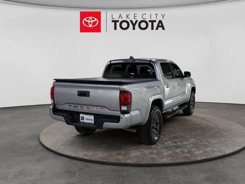 Used 2023 Toyota Tacoma SR5 AWD/4WD image 9