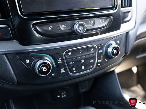 Used 2023 Chevrolet Traverse High Country w/ LPO, Floor Liner Package AWD/4WD image 36