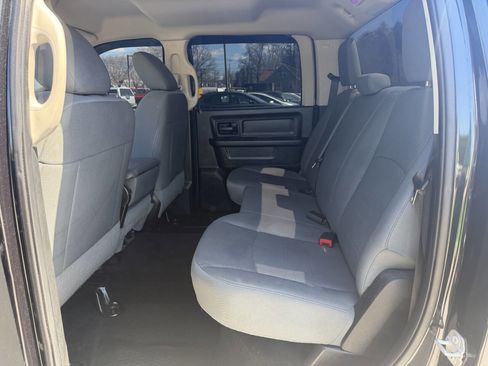 Used 2015 RAM 1500 Express AWD/4WD image 12