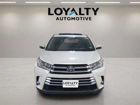 Used 2017 Toyota Highlander Limited image 8