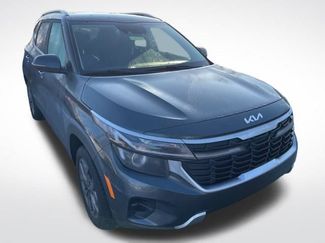 Used 2024 Kia Seltos S video 1