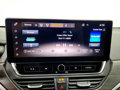 Used 2023 Nissan Altima 2.5 SV w/ SV Premium Package FWD image 18