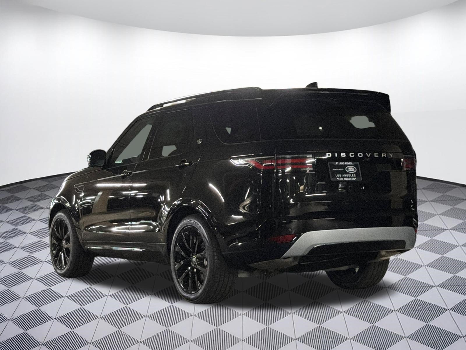New 2026 Land Rover Discovery Limited Edition AWD/4WD image 3