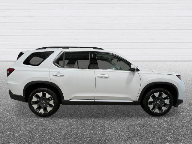 New 2026 Honda Pilot Touring image 8