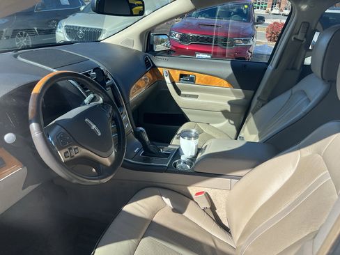 Used 2013 Lincoln MKX AWD image 10