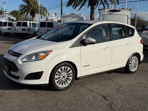Used 2017 Ford C-MAX SE w/ Interior Protection Package image 12