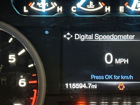 Used 2016 Ford F150 XLT w/ Equipment Group 302A Luxury image 29