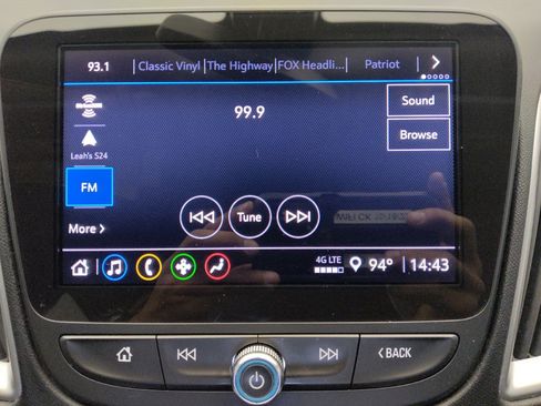 Used 2022 Chevrolet Malibu LT FWD image 25