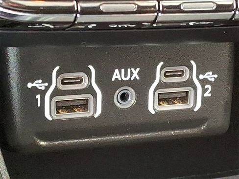 Used 2024 Dodge Durango GT image 25