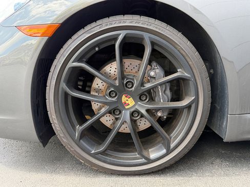 Certified 2025 Porsche 718 Boxster RWD image 11