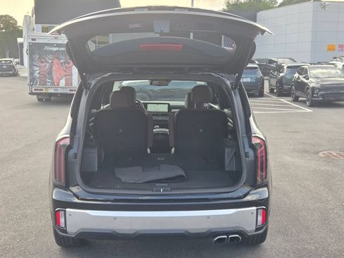 Used 2024 Kia Telluride EX w/ EX Captain's Chair Package AWD/4WD image 33