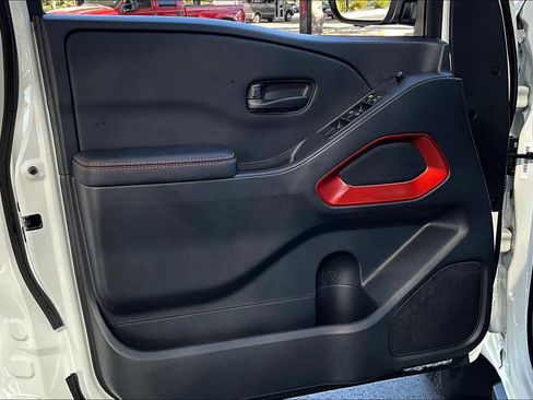 New 2026 Nissan Frontier Pro-X image 10