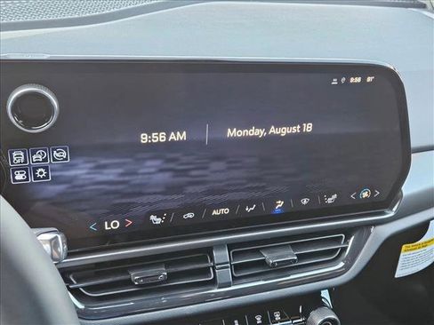 New 2025 Chevrolet Equinox EV RS FWD image 12