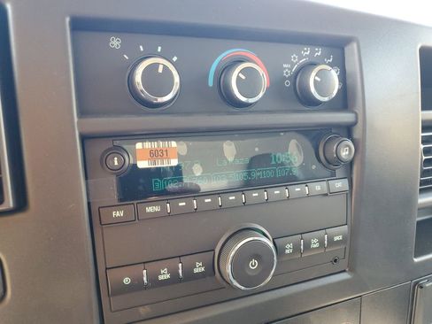 New 2025 Chevrolet Express 3500 w/ Power Convenience Package image 25