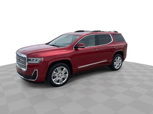 Certified 2022 GMC Acadia Denali w/ Denali Ultimate Package AWD/4WD image 4