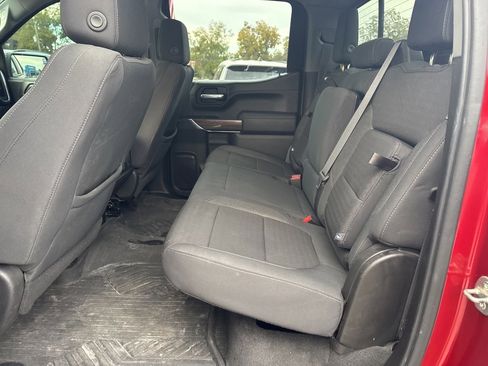 Used 2021 Chevrolet Silverado 1500 LT Trail Boss w/ Convenience Package II image 8