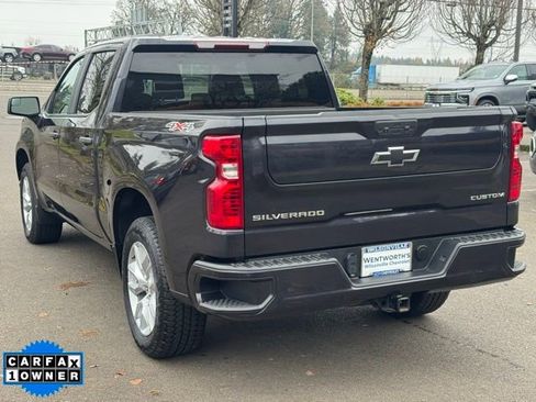 Used 2023 Chevrolet Silverado 1500 Custom image 5