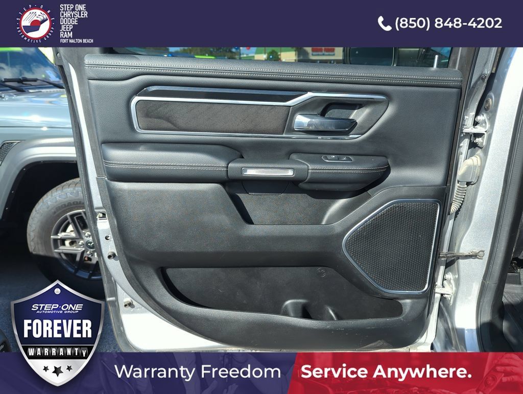 Used 2022 RAM 1500 Laramie w/ Sport Appearance Package AWD/4WD image 26