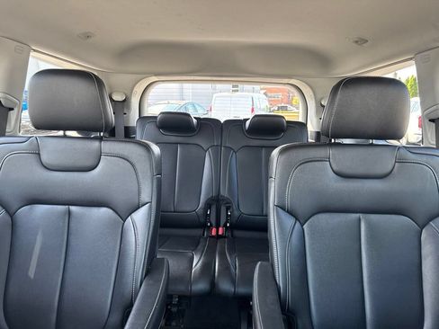 Used 2021 Jeep Grand Cherokee L Laredo w/ Luxury Tech Group I AWD/4WD image 30
