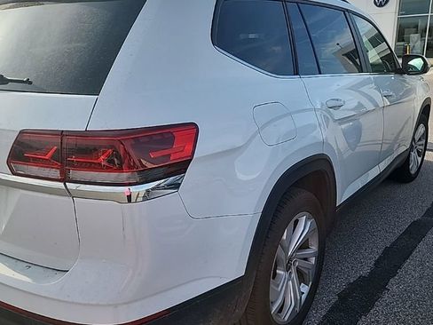 Used 2021 Volkswagen Atlas SE w/ Panoramic Sunroof Package image 3