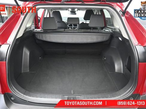 Used 2025 Toyota RAV4 XLE AWD/4WD image 26