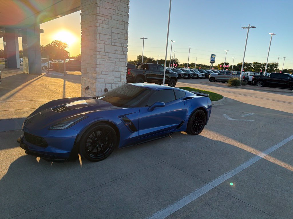 Used 2019 Chevrolet Corvette Grand Sport w/ Carbon Flash Badge Package RWD image 4