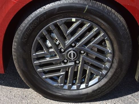 New 2026 Nissan Sentra SV w/ SV Convenience Package image 10